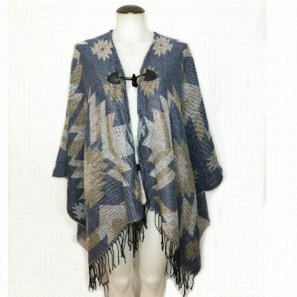 AZTEC cozy wrap shawl - Picture 1 of 3